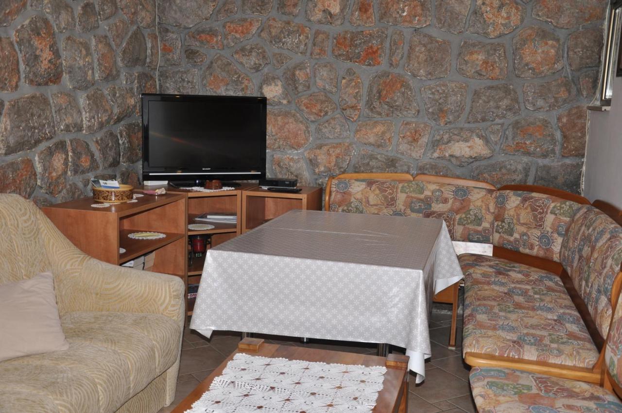 Apartmani Karla クレノヴィツァ エクステリア 写真